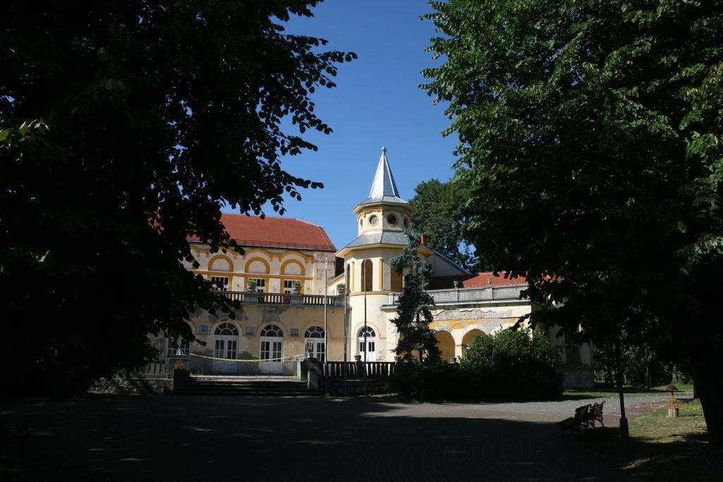 Lola Apartments Banja Koviljača 외부 사진
